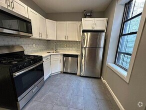 Building Photo - 2 bedroom in BRONX NY 10468