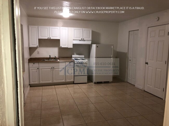 Interior Photo - 5814 Taylor St
