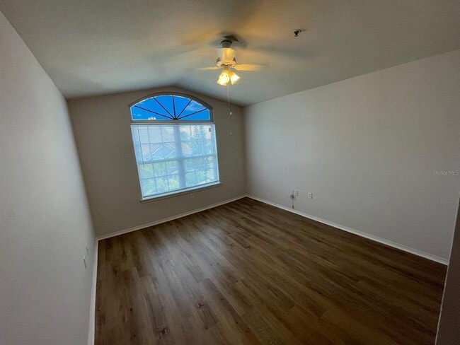 Building Photo - 3379 S Kirkman Rd