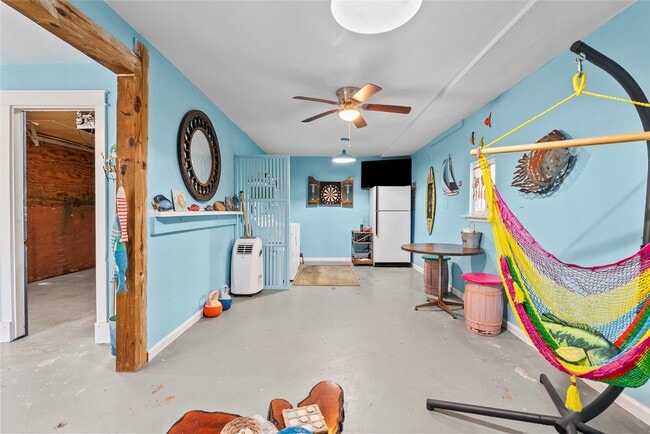 Building Photo - 1725 Avenue O