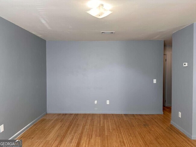 Building Photo - 107 Sea Parc St