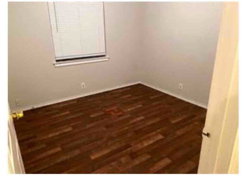 Building Photo - 2834 Ridgecrest Dr