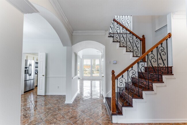 Building Photo - 212 Cedar Branch Dr