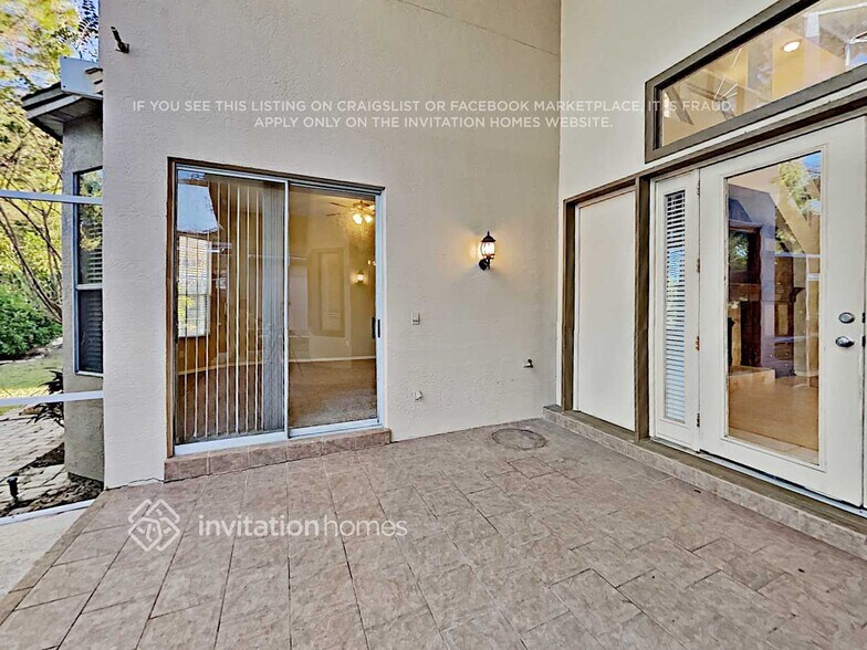 Building Photo - 272 Churchill Dr