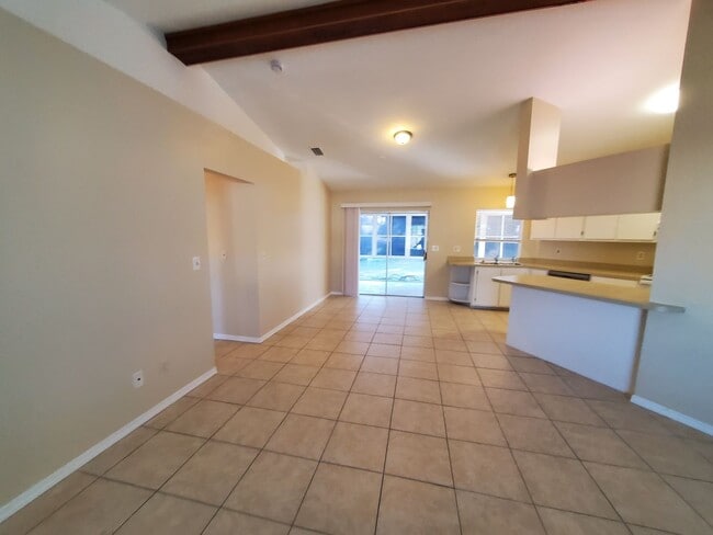 Building Photo - 1436 SE 33rd Terrace