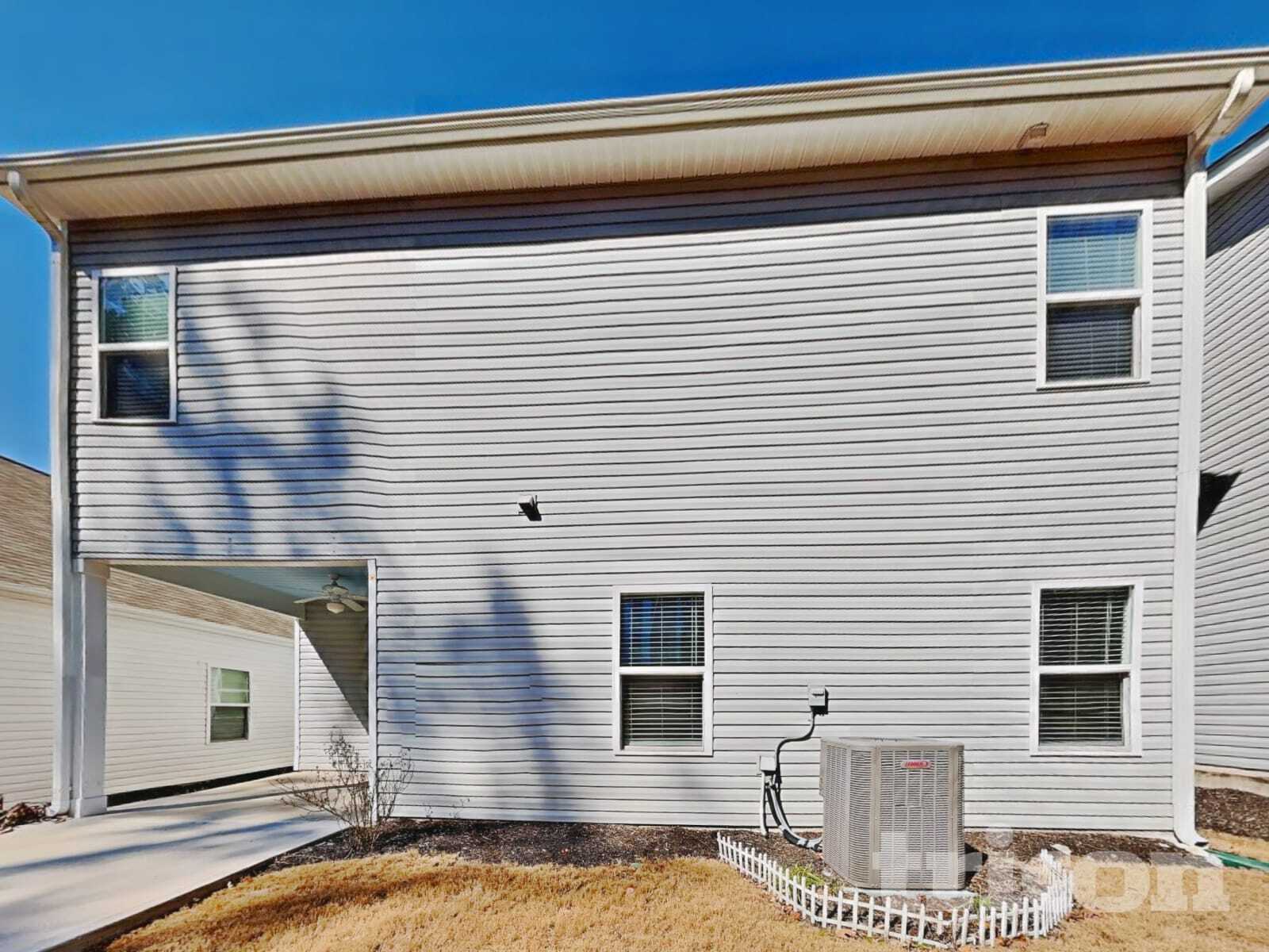 Building Photo - 75 Wrenwood Dr