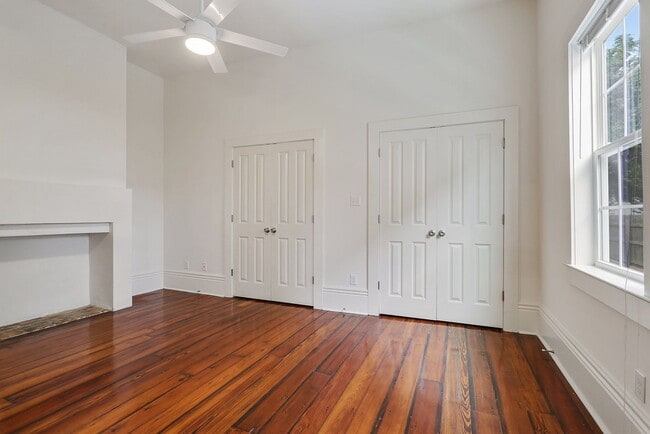 Building Photo - 2123 S Liberty St