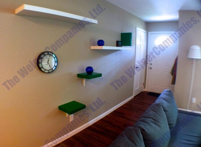 Building Photo - Now leasing for August!