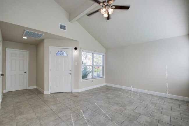 Building Photo - 13502 Townwood Dr