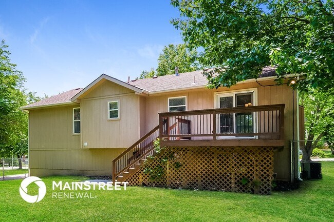 Building Photo - 16101 Slater Ave