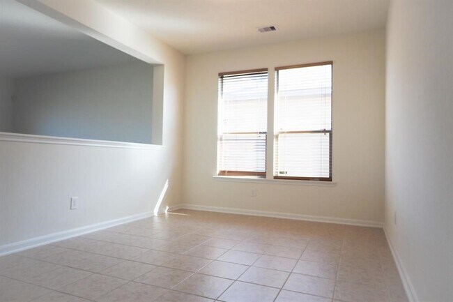 Building Photo - 4426 S Vineyard Mdw Ln