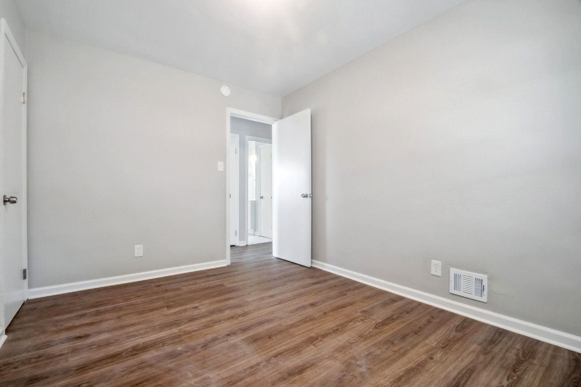 Building Photo - 26 Bayou Ave