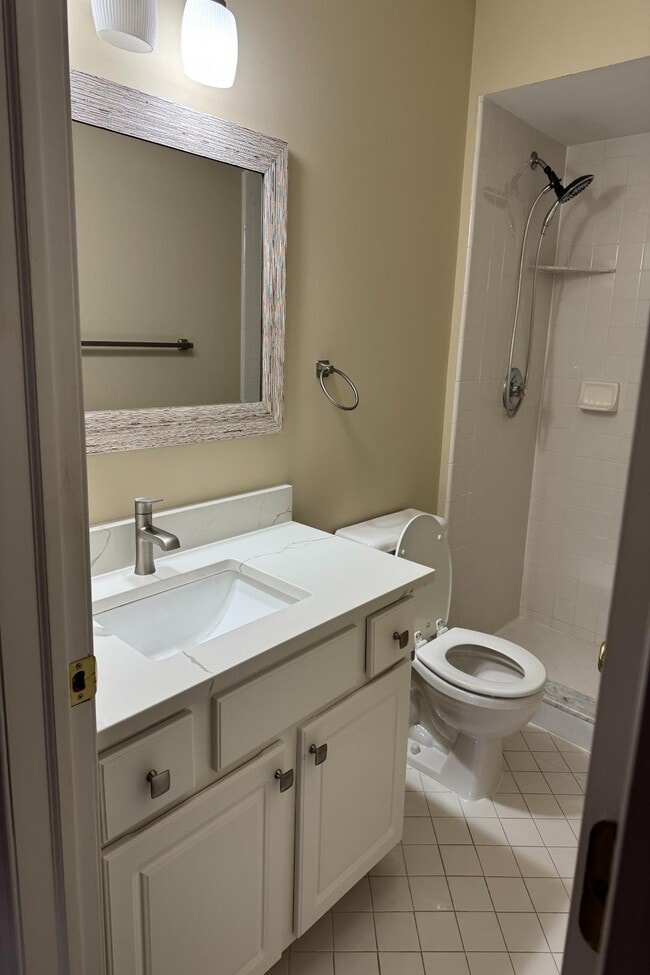 Building Photo - 11374 Celtic Manor Dr