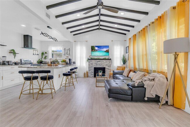 Building Photo - 774-774 NW 49th St