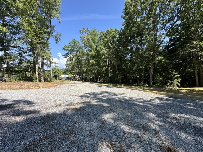 Building Photo - 226 Church St