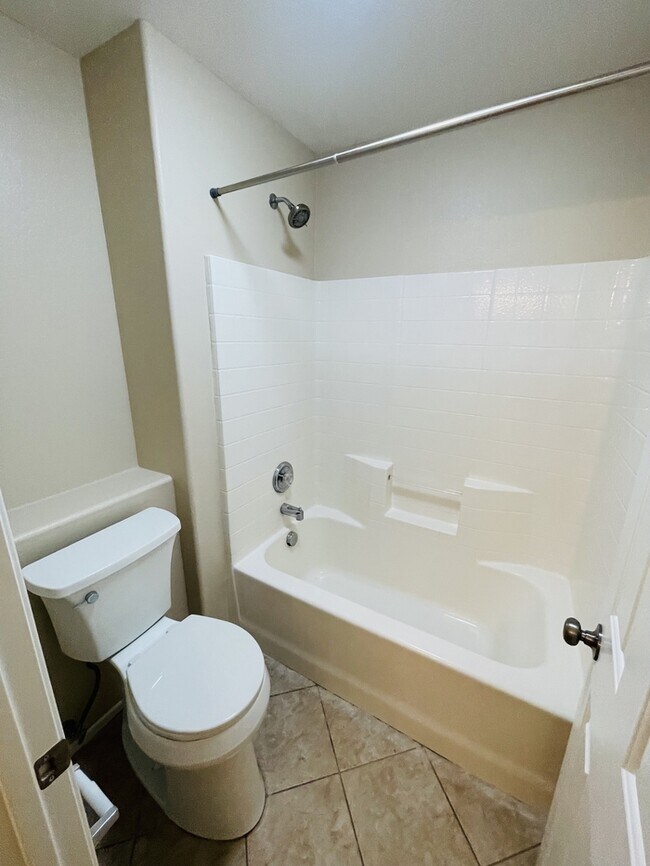 Building Photo - 26331 Arboretum Way