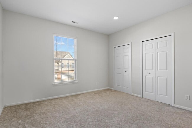 Building Photo - 40433 Gleneagle