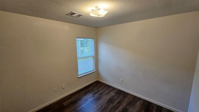 Building Photo - 24053 Wilde Dr