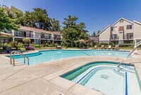 Building Photo - Brookside Oaks