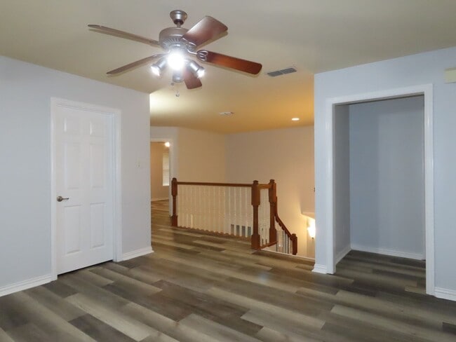 Building Photo - Coming Soon!! South Tyler, Stunning 4 Bedroom. 3.5 Downstairs Master Suite!!