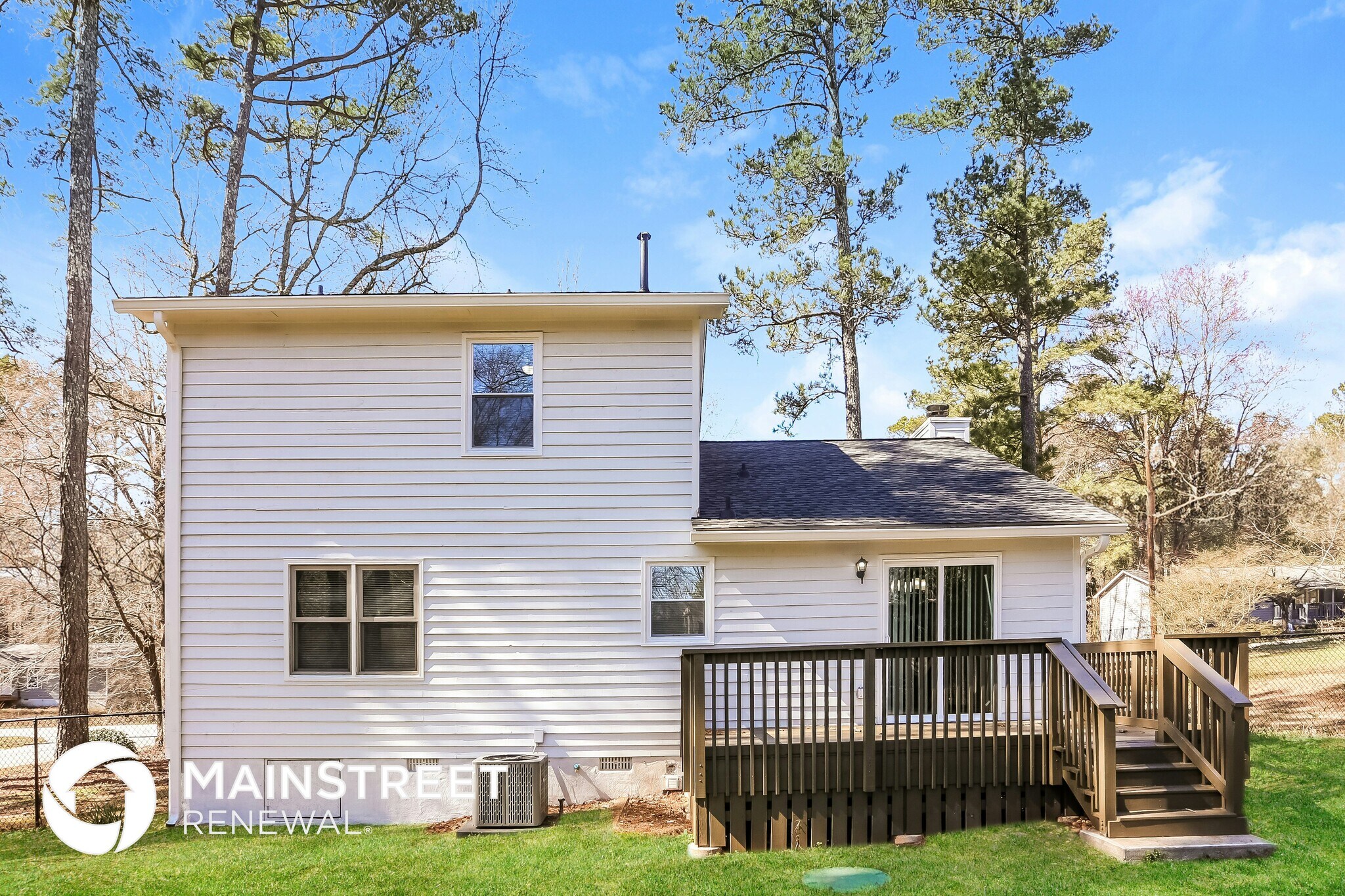 Building Photo - 570 Knollwood Dr