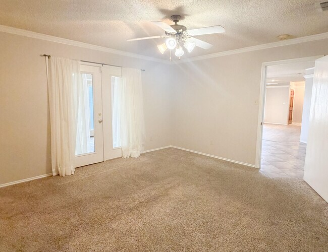 Building Photo - 3315 78th St