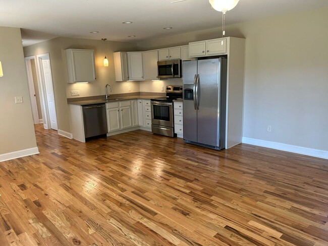 Primary Photo - Downtown Morganton 3 Bedroom 2 Bath