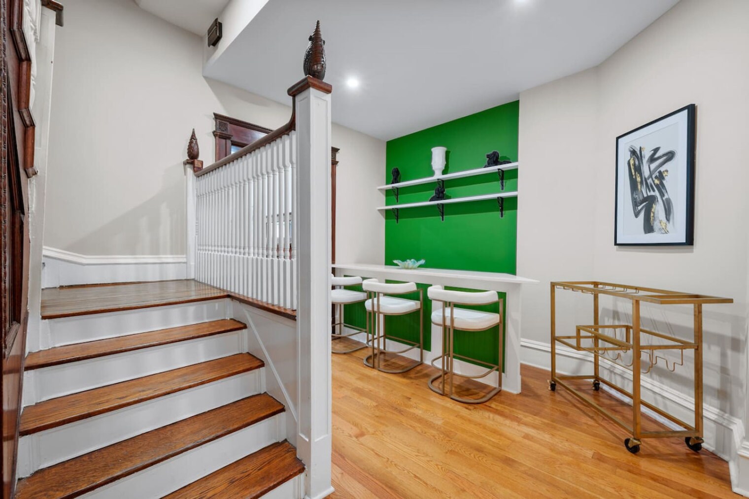 Building Photo - 215 W 138th St