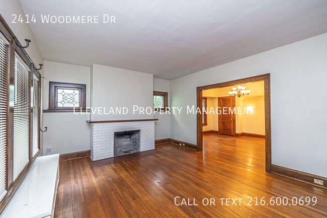 Building Photo - 2414 Woodmere Dr