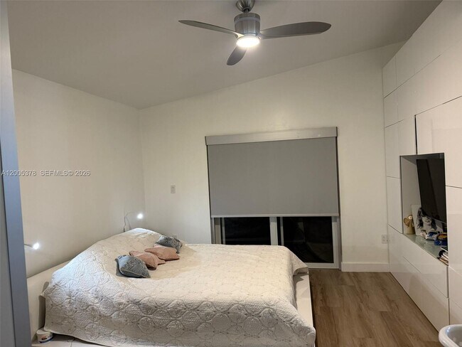 Building Photo - 16314 SW 97th St