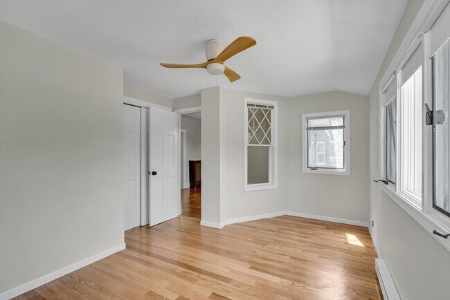 Building Photo - 228 Harvard St
