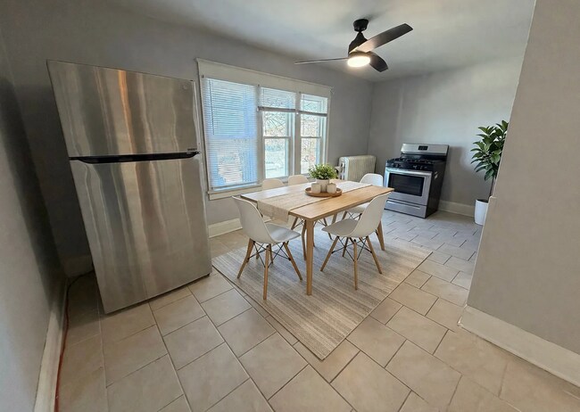 Building Photo - 2614 63rd St