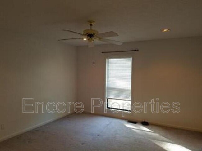 Building Photo - 156 Aloha Dr