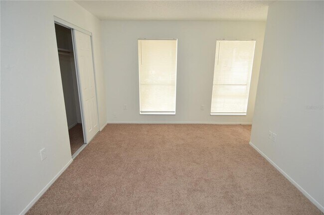 Building Photo - 5004 Castile Pl