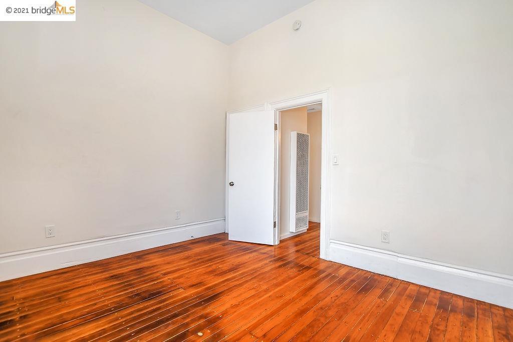 Bedroom 2 - 888 Pine St