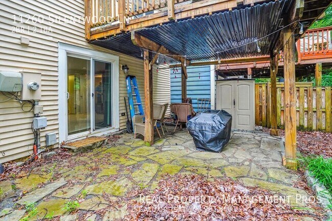 Building Photo - 11260 Silentwood Ln