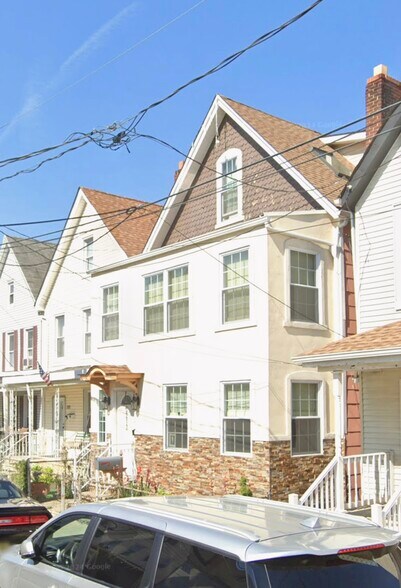 Building Photo - 5217 Liberty Ave