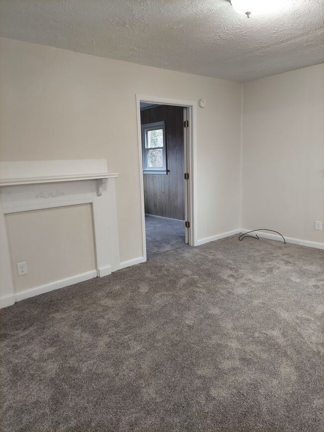 Building Photo - 1810 Laurel St