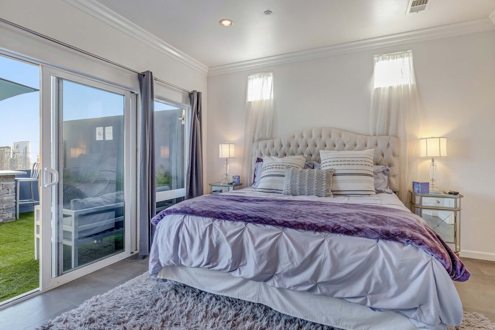 Building Photo - 145 W Hawthorn St