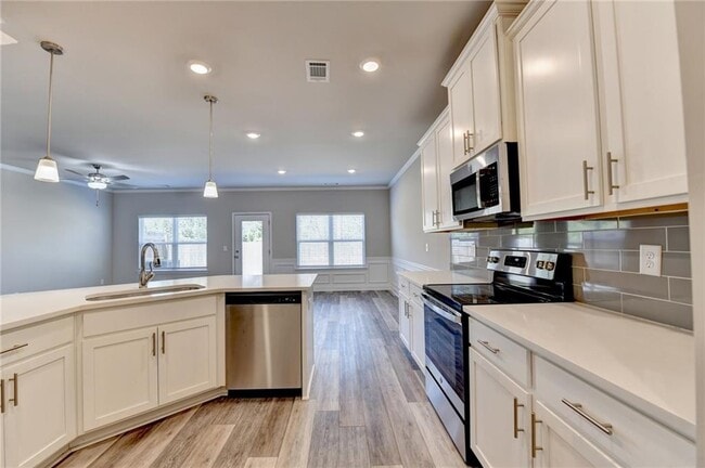 Building Photo - 5595 Rock Place Ct