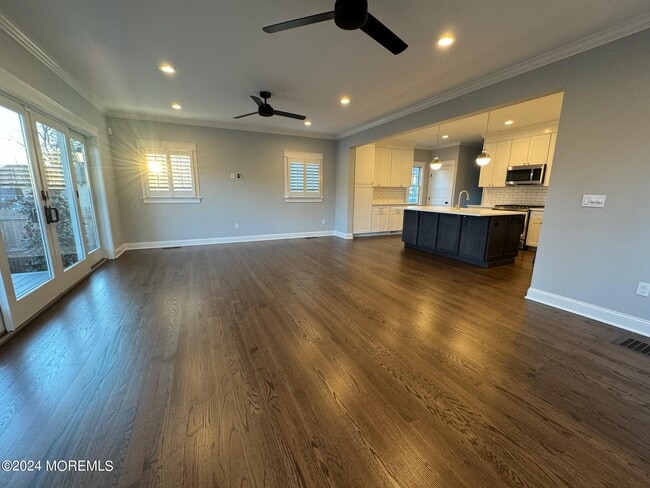 Building Photo - 67 W Sunset Ave