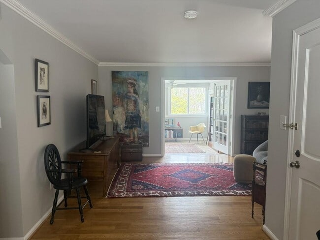 Building Photo - 54 La Rue Pl NW