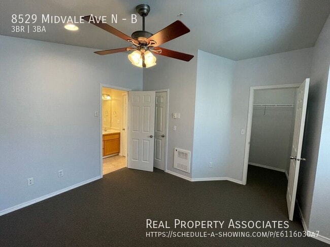 Building Photo - 8529 Midvale Ave N