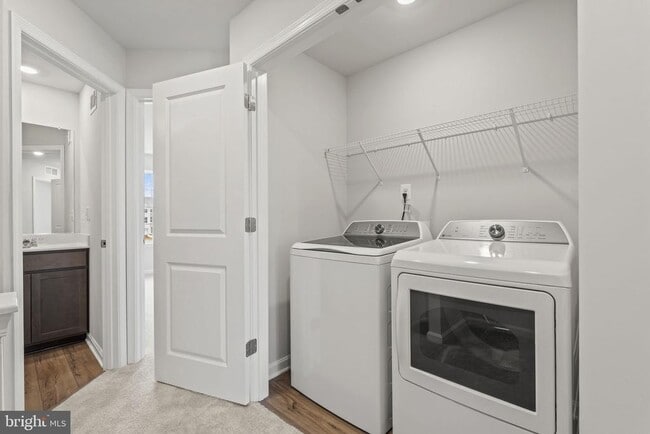 Building Photo - 160 Winterplace Dr