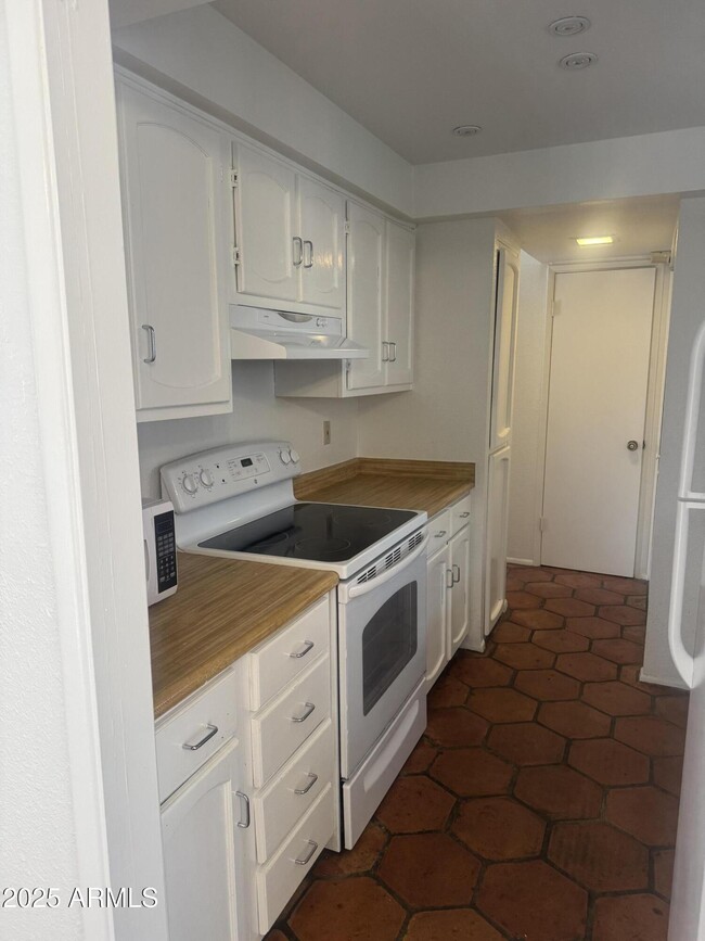 Building Photo - 4813 N 73rd St