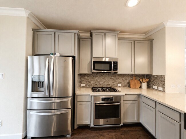 Building Photo - 10717 Madden Oaks Pl