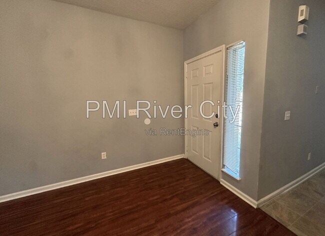 Building Photo - 4750 Playpen Dr