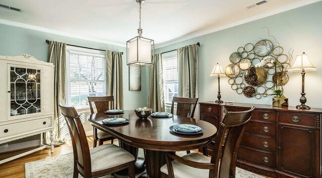 Building Photo - 1213 Glen Eden Dr