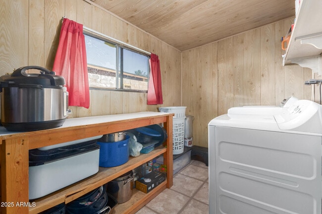 Building Photo - 515 W Toledo St