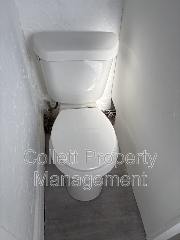 Building Photo - 3893 W 23rd St